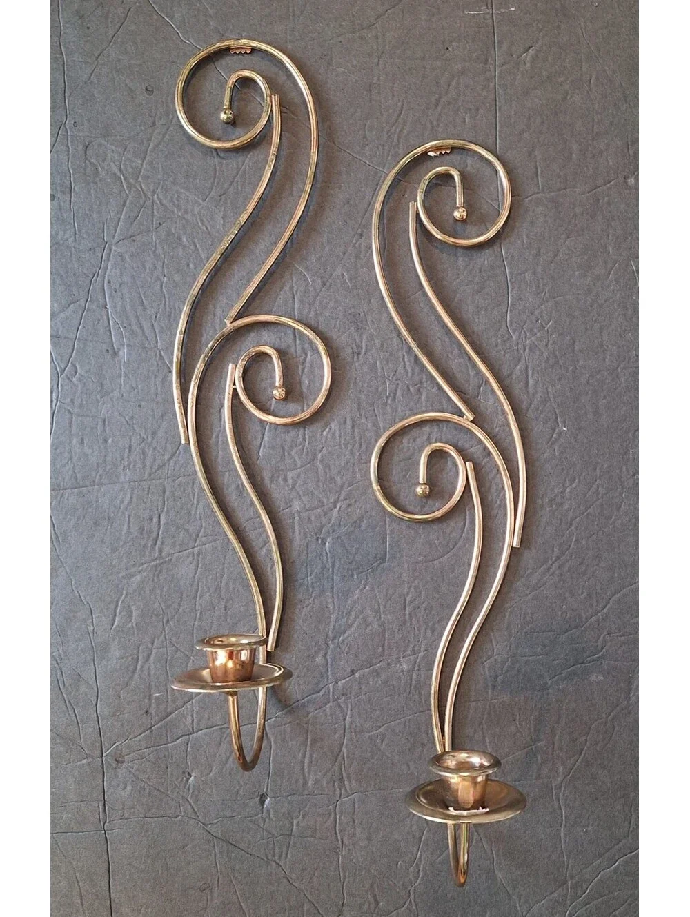 VTG Pair of Gold Tone Metal Candle Holder Wall Sconces Swirl/Scroll Design 17